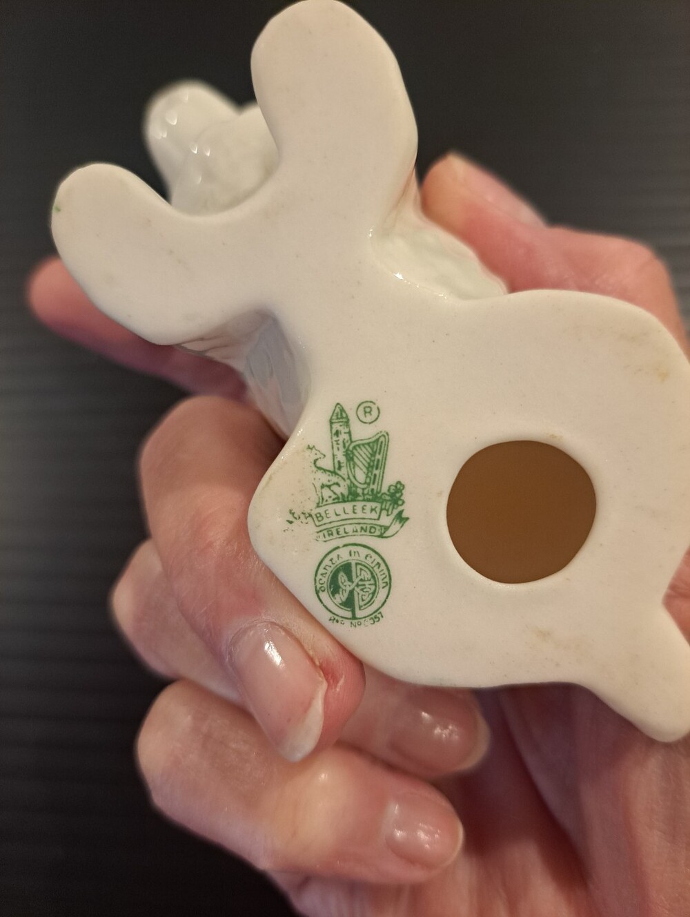 Vtg. Belleek Irish Porcelain Sitting Dog Figurine Green Mark MINT - Picture 3 of 5